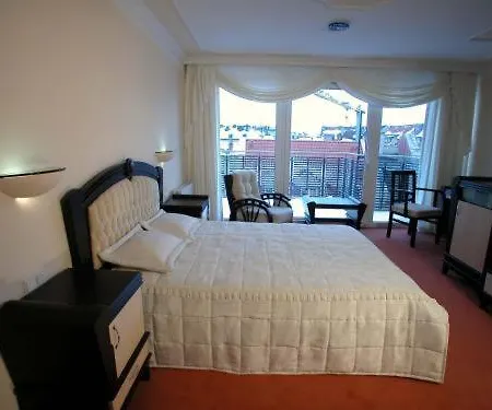 Atlas Ξενοδοχείο