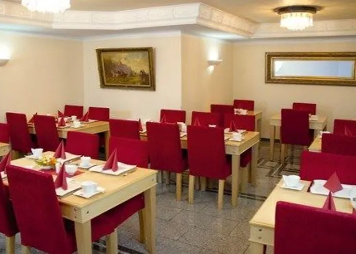 Atlas Otel Münih