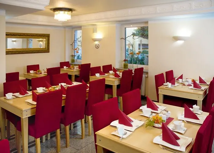 Atlas Otel Münih