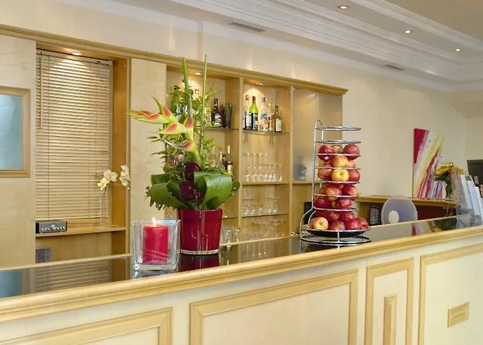 Atlas Otel Münih